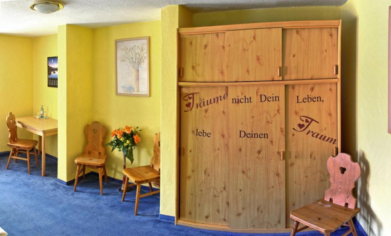 Hotel Schwarzes Ross Siebenlehn Εξωτερικό φωτογραφία